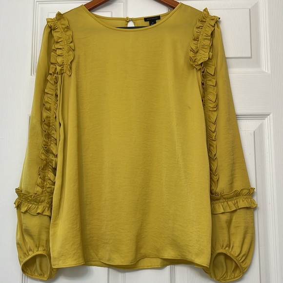 Ann Taylor Blouse - Picture 10 of 12